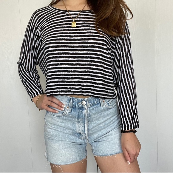 Stripped Cropped Long-Sleeve Shirt - Picture 1 of 5
